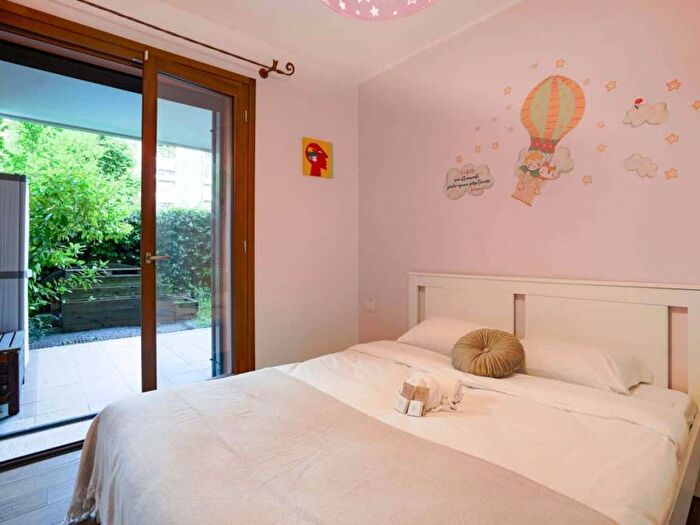 Appartamento trilocale in affitto in Via Bernardino Verro, Vigentino Fatima, Milano