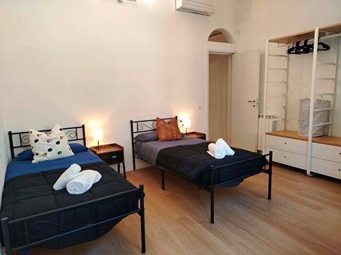 Appartamento monolocale in affitto in Via Pietrapiana, Firenze