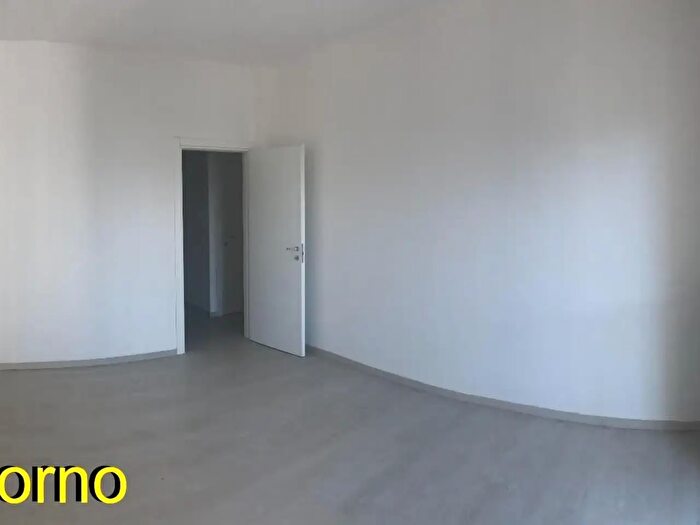 Appartamento trilocale in affitto in Via Cimabue, Monza