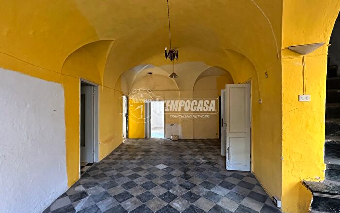 Appartamento con 7 locali in vendita in Via Poggio, Tovo San Giacomo