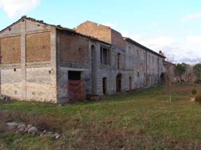 Casa con 6 locali in vendita in Citerna