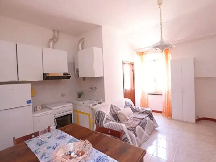 Appartamento bilocale in vendita in Via Cristoforo Colombo, Sestri Levante