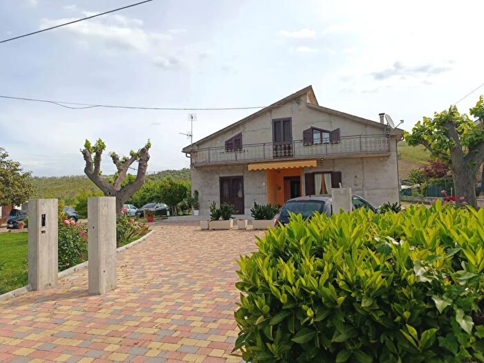 Appartamento con 5 locali in vendita in Atessa