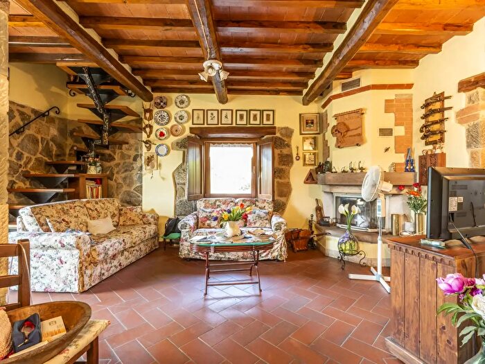 Casa con 6 locali in vendita in Case Sparse Le Rogheta, Castiglione DOrcia