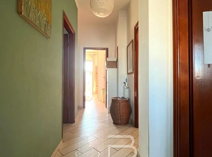 Casa con 8 locali in vendita in Viareggio
