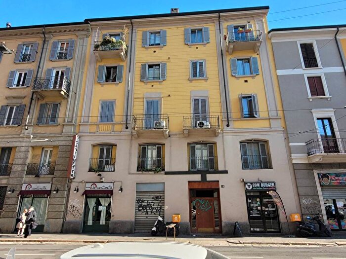 Appartamento quadrilocale in affitto in Via Giuseppe Ripamonti, Porta Romana Medaglie dOro, Milano