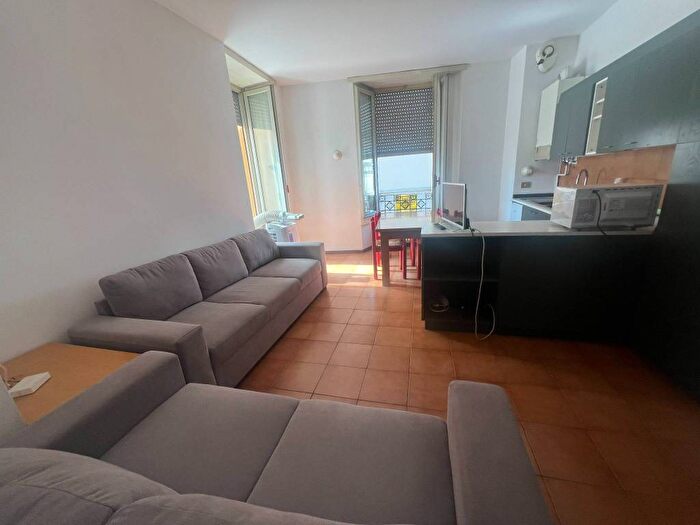 Appartamento bilocale in affitto in Via Francesco Muralto, Centro Storico, Como