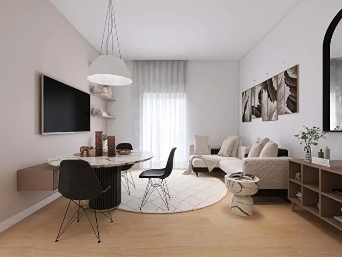Appartamento trilocale in vendita in Via Nuoro, Cagliari