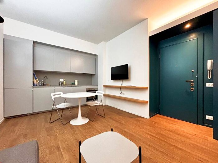 Appartamento bilocale in affitto in Via Ambrogio da Fossano Bergognone, Solari, Milano