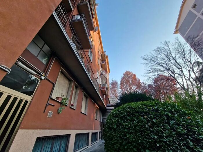 Appartamento monolocale in vendita in Via dellAllodola, Milano