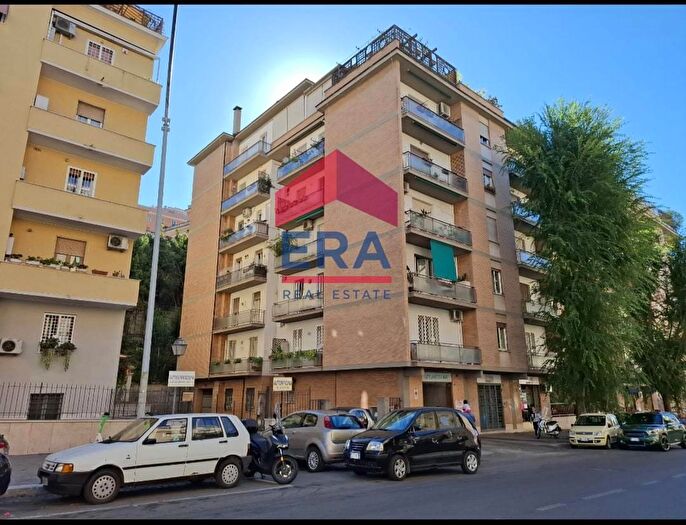 Appartamento con 5 locali in vendita in Viale dei Quattro Venti, Roma