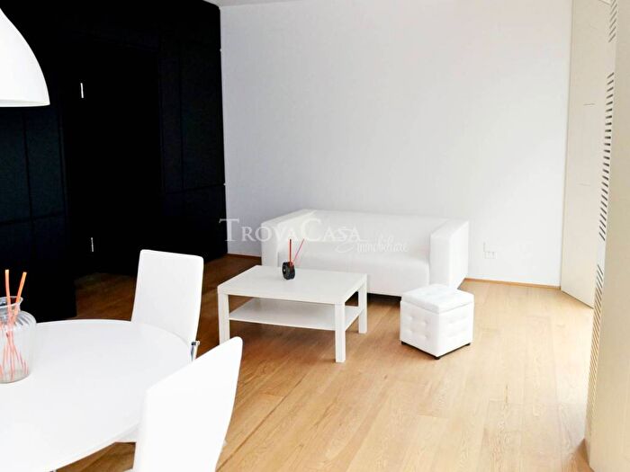 Appartamento bilocale in affitto in Strada Giuseppe Mazzini, Centro Storico, Parma