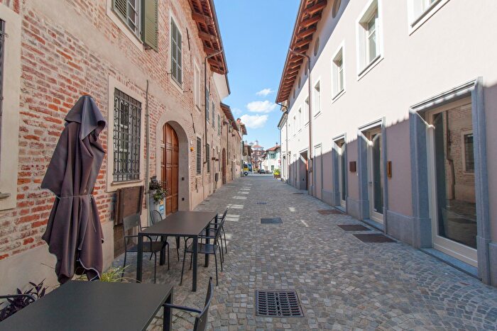 Appartamento bilocale in vendita in Via dell Ospedale, Cherasco