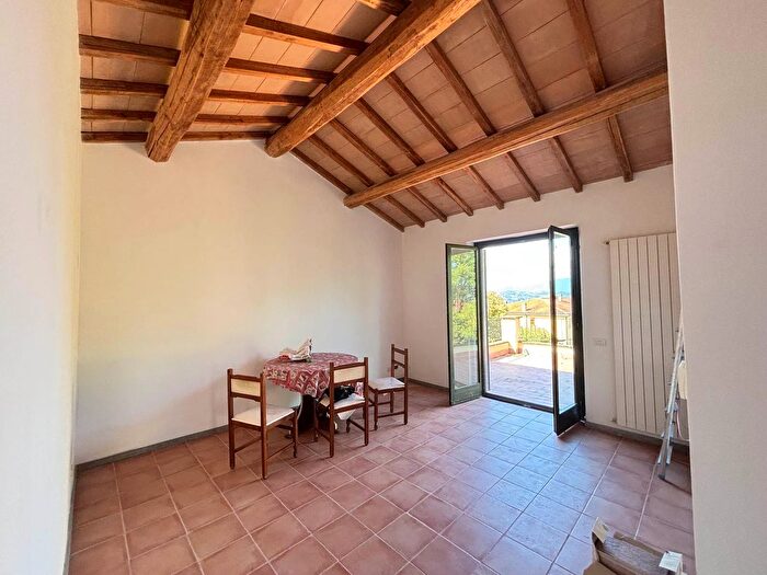 Appartamento quadrilocale in vendita in Forano, Forano