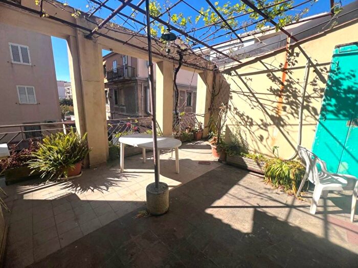 Appartamento con 5 locali in affitto in Catanzaro Lido, Catanzaro