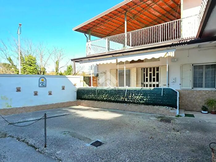 Appartamento trilocale in vendita in Via SantAntonio Abate, SantAgata De Goti