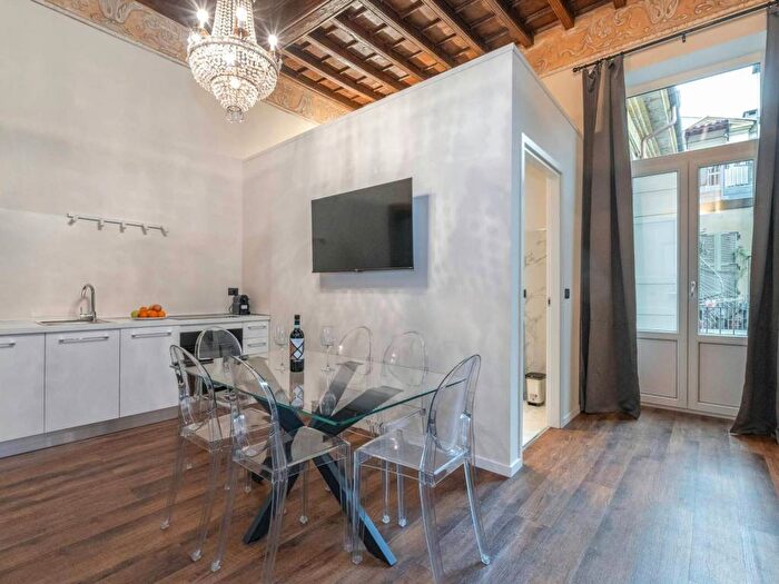 Appartamento monolocale in affitto in Via San Domenico, Quadrilatero Romano, Torino