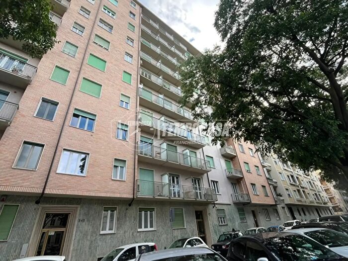 Appartamento bilocale in vendita in Corso Peschiera Bis, Torino