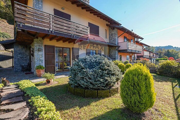 Appartamento trilocale in vendita in Via Sole delle Alpi, SantOmobono Terme