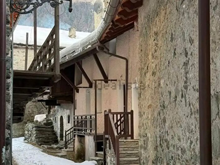 Appartamento trilocale in vendita in Extrapieraz, Brusson