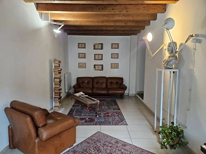 Appartamento trilocale in affitto in Via Nebulina, Oleggio