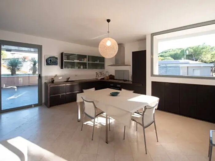 Appartamento con 5 locali in vendita in Viale Romagna, Cervia