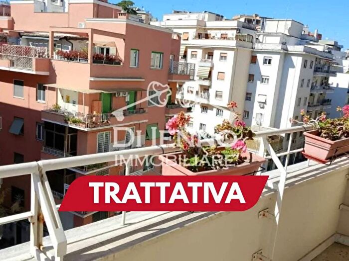 Appartamento con 6 locali in affitto in Viale Libia, Africano Villa Chigi, Roma