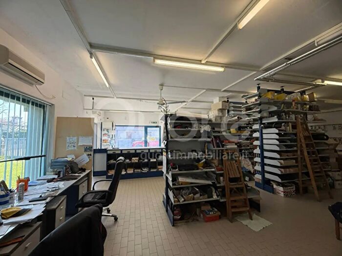 Casa con 18 locali in vendita in Via Calderini E, Cividale Del Friuli