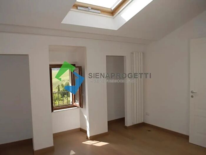 Appartamento in vendita in Strada di Certosa, Siena