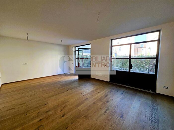 Casa quadrilocale in vendita in Sarzana