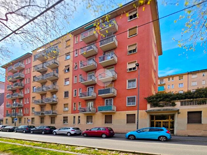 Appartamento trilocale in affitto in Viale Fulvio Testi, Prato Centenaro, Milano