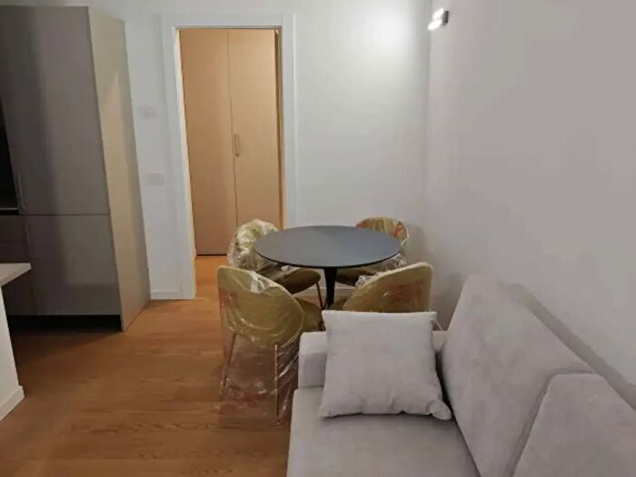 Appartamento bilocale in affitto in Via Rovello, Milano