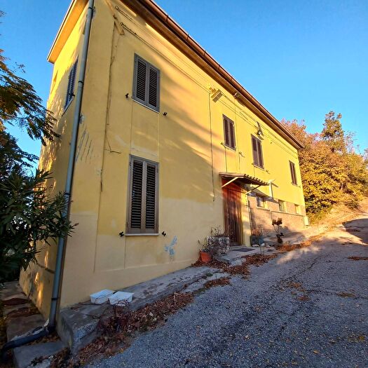Casa con 6 locali in vendita in Contrada Conci, Monte Vidon Corrado