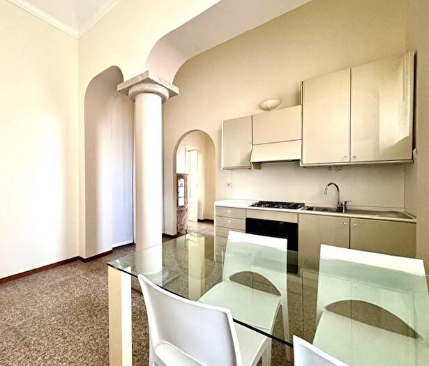 Appartamento trilocale in affitto in Corso Camillo Benso di Cavour, Centro Storico, Novara