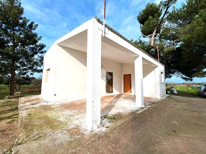 Casa bilocale in vendita in Masseria Cerrito, Mesagne