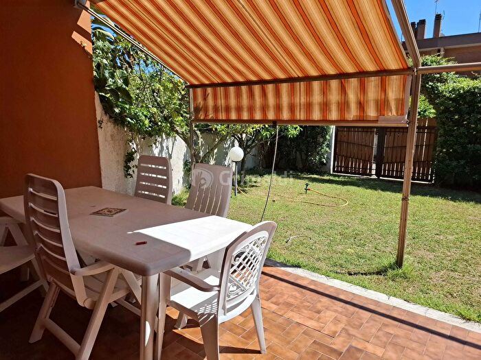 Casa trilocale in affitto in Via degli Olivi, Anzio