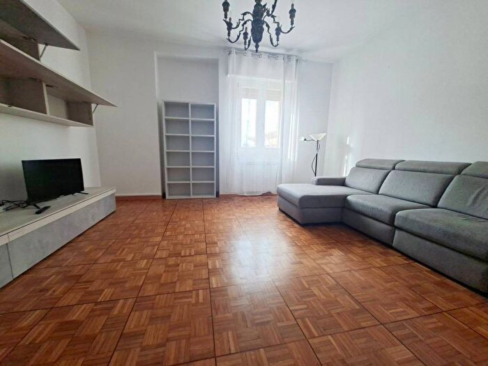 Appartamento bilocale in affitto in Via Luigi Scapuzzi, Belvedere, Piacenza