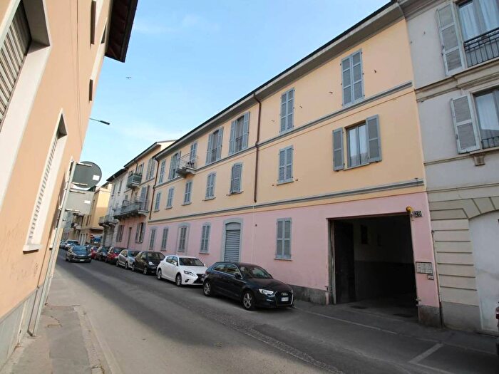 Appartamento bilocale in affitto in Via Enrico Acerbi, Bruzzano, Milano