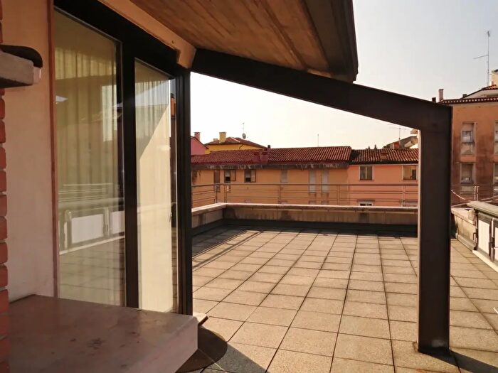 Appartamento trilocale in affitto in Viale San Lazzaro, Vicenza