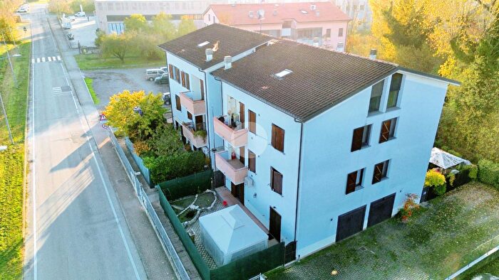 Appartamento quadrilocale in vendita in Via Mazzabue, Sorbolo Mezzani