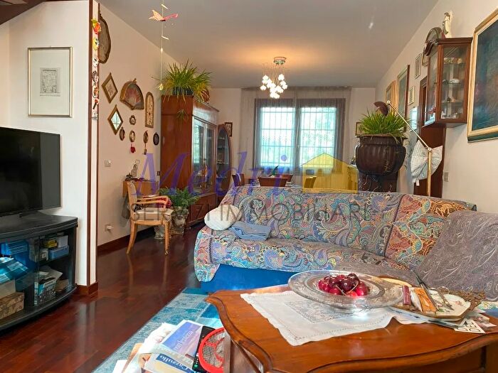 Casa con 10 locali in vendita in Via Garampavia Garamoa, Cesena