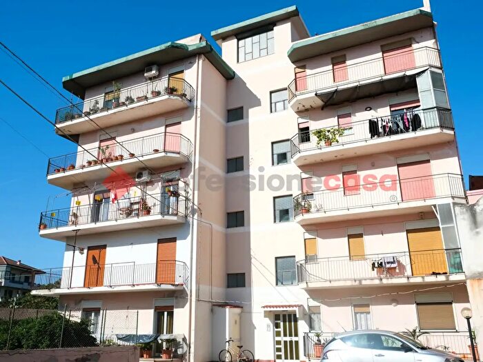 Appartamento trilocale in vendita in Via S Francesco di Paola, Barcellona Pozzo Di Gotto