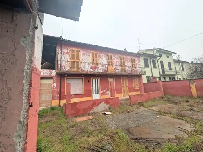 Casa con 5 locali in vendita in Centro, Valmacca