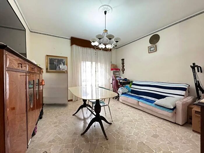 Appartamento bilocale in vendita in Via Scialoia Vittorio, Milano