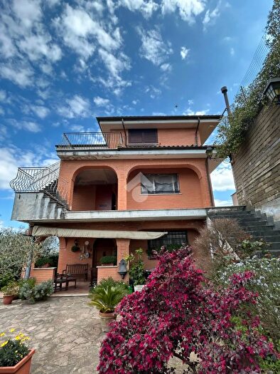 Casa monolocale in vendita in Viale dei Pini, Rocca Santo Stefano