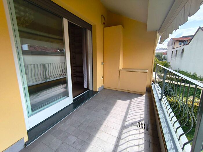 Appartamento bilocale in affitto in Via Mentana, Regina Pacis Borsa, Monza