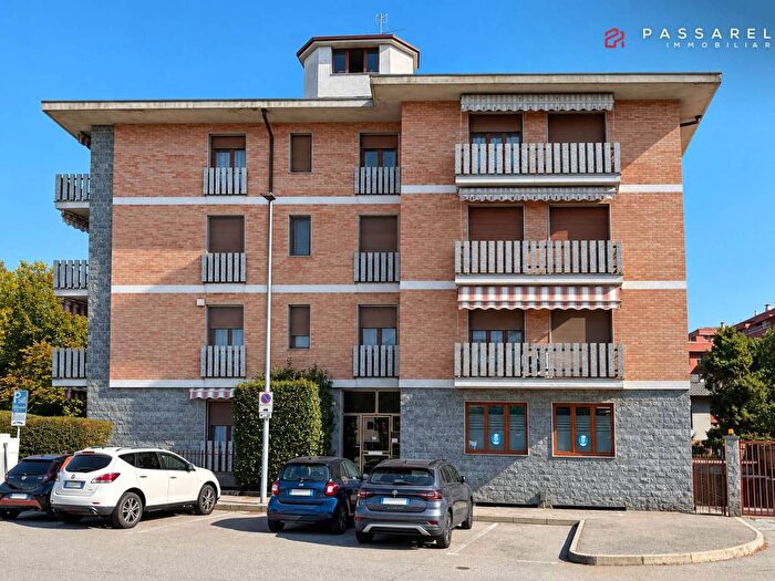 Appartamento trilocale in vendita in Piazza Martin Luther King, San Paolo, Novara