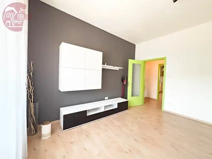 Appartamento trilocale in vendita in Via Valmaura, Trieste