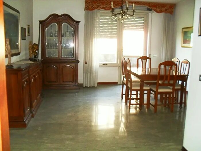 Appartamento quadrilocale in vendita in Via di Vittorio Giuseppe, Terni