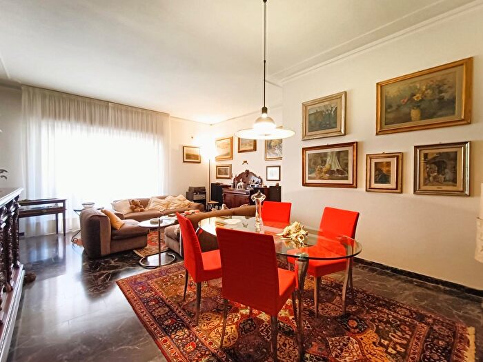 Appartamento con 7 locali in vendita in Pisa